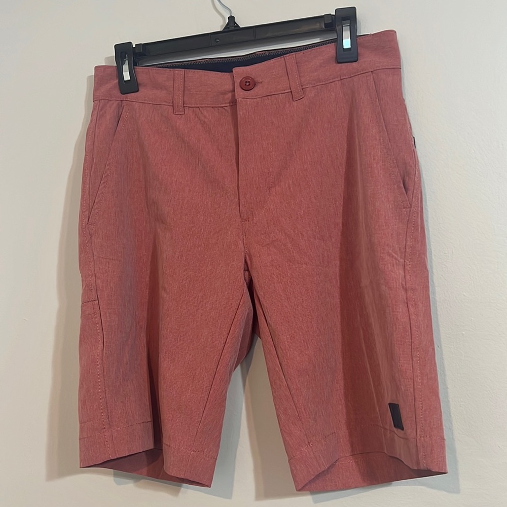 NWT VTG 1946 men's active outdoor golf shorts, sz 30,button/zipper closure